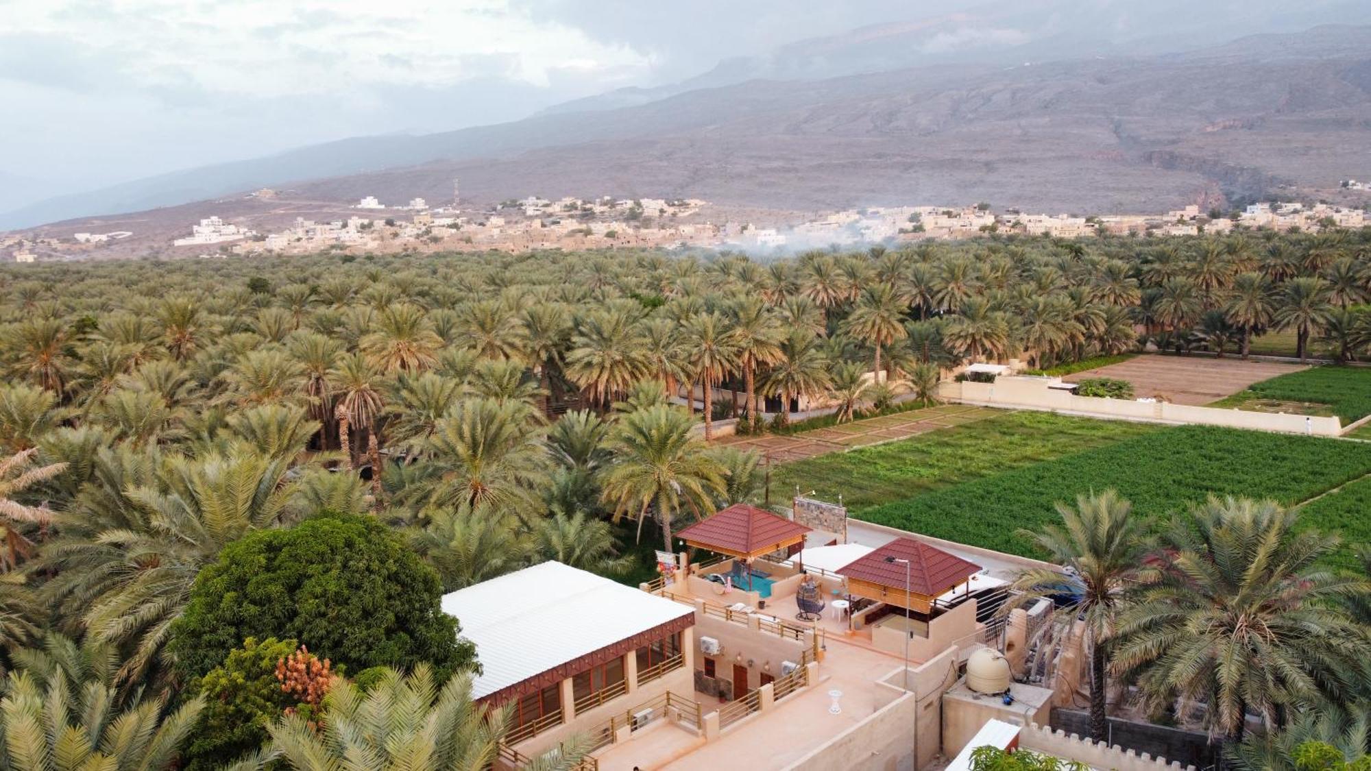 بيت نُزل السلام Bait Salam Inn Al Ḩamrāʼ Eksteriør bilde